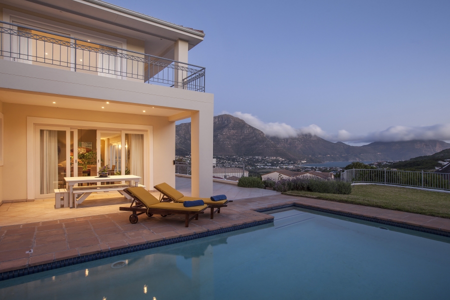4 Bedroom Property for Sale in Kronenzicht Western Cape